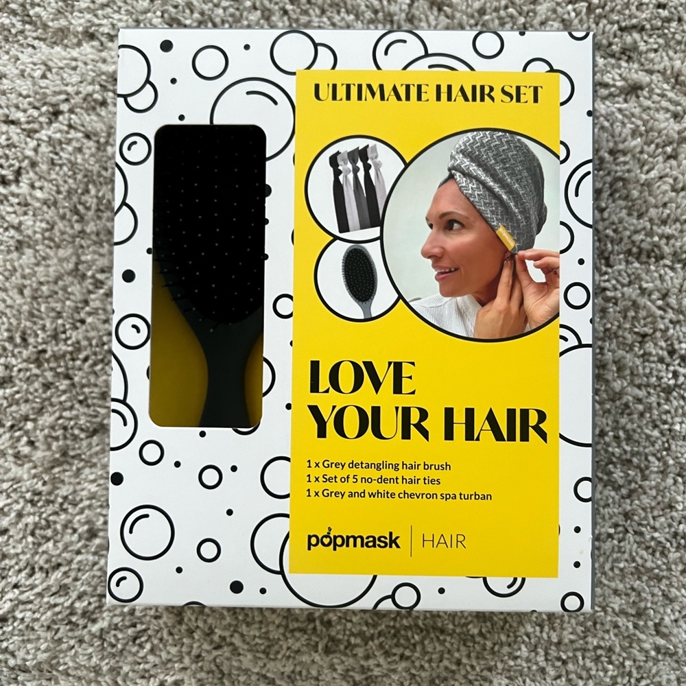 ⭐️ Firm Price ⭐️ New in box Ultimate hair set